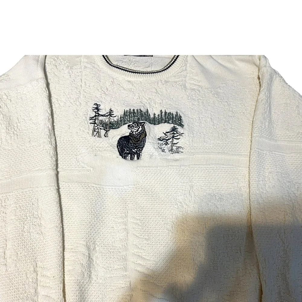 Vintage Cedar Falls XL Sweater Wolf Embroidery Cream Textured Knit Wildlife USA - Picture 2 of 6